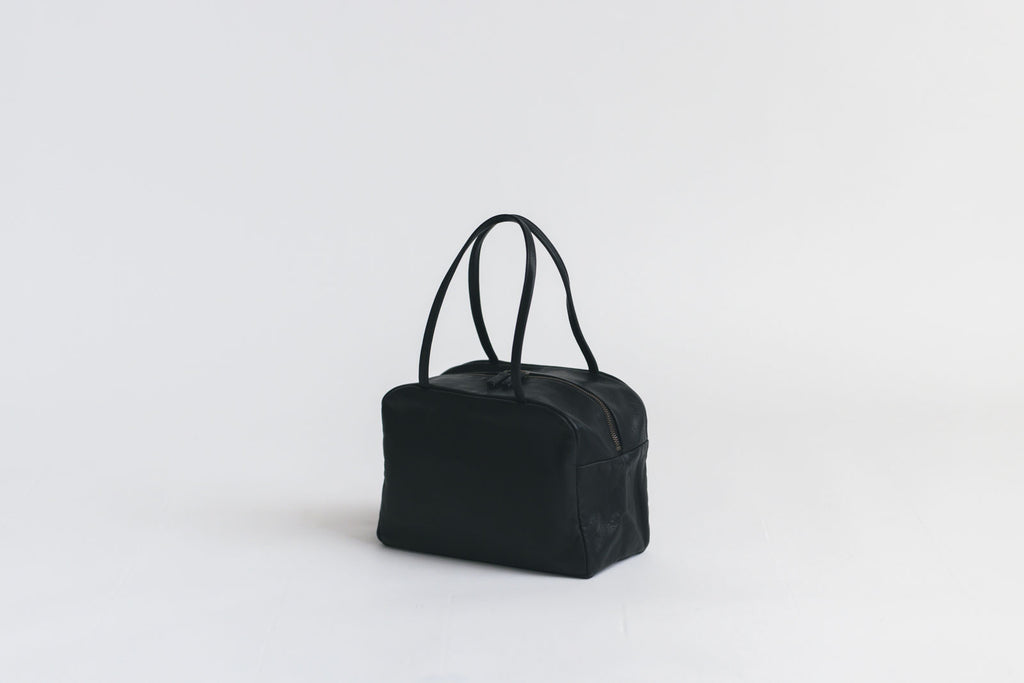 a(アー)ボストンバッグ