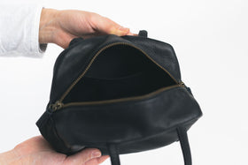 a(アー)ボストンバッグ