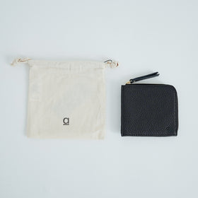 a(アー) Lジップウォレット