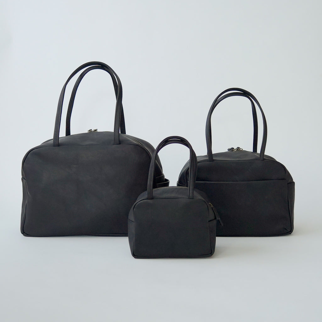 a(アー)ボストンバッグ