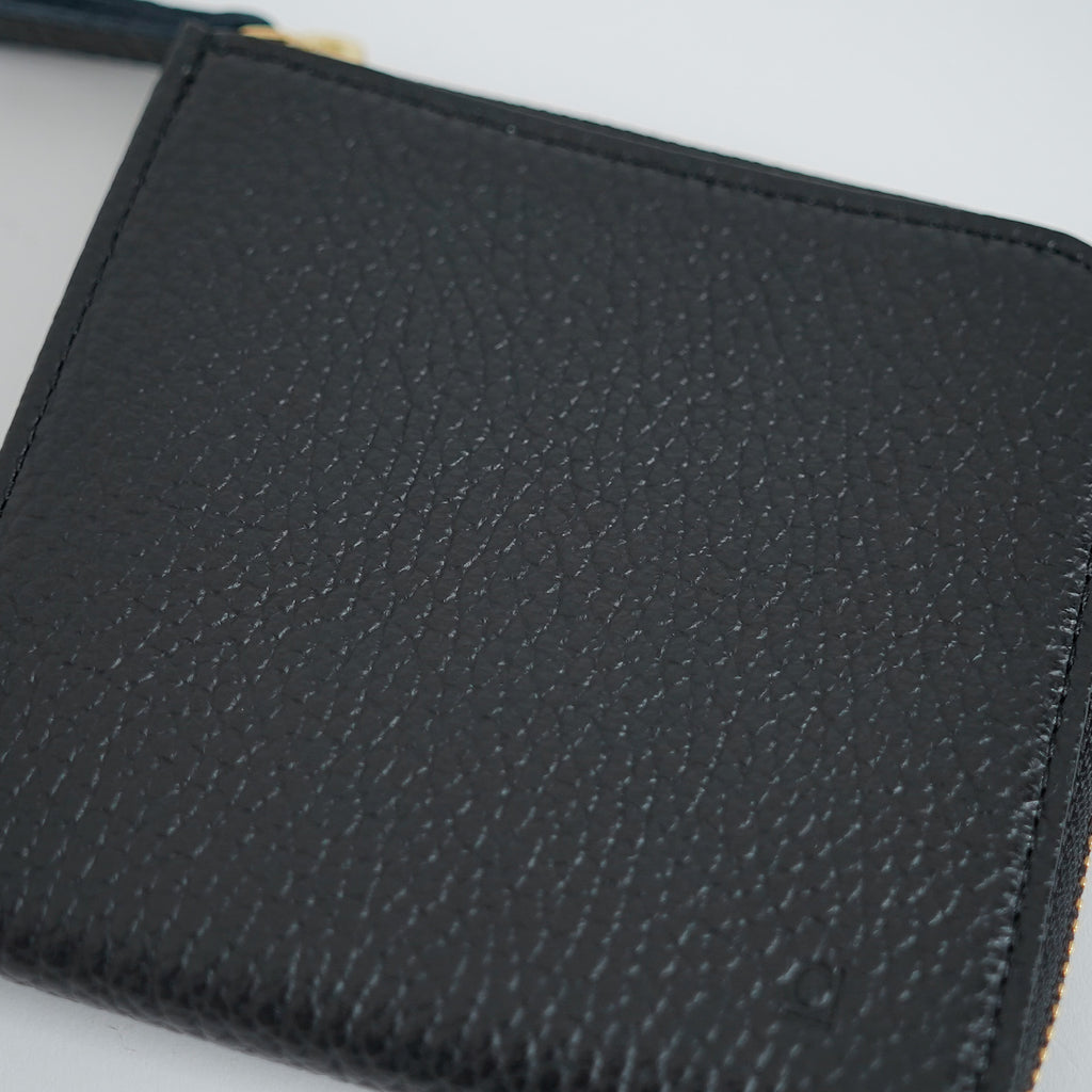 a(アー) Lジップウォレット