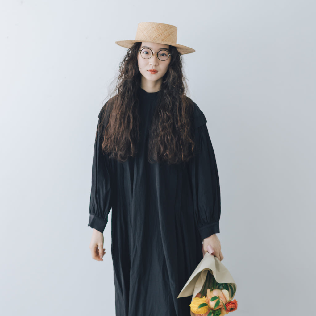 「わたしたちらしい、大人のかわいらしさ」キュプラコットン タックワンピース