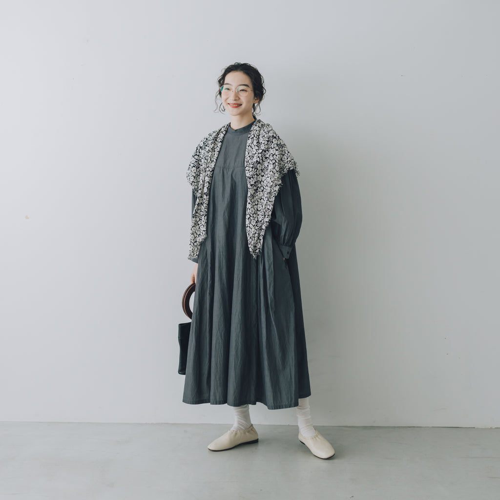 「わたしたちらしい、大人のかわいらしさ」キュプラコットン タックワンピース