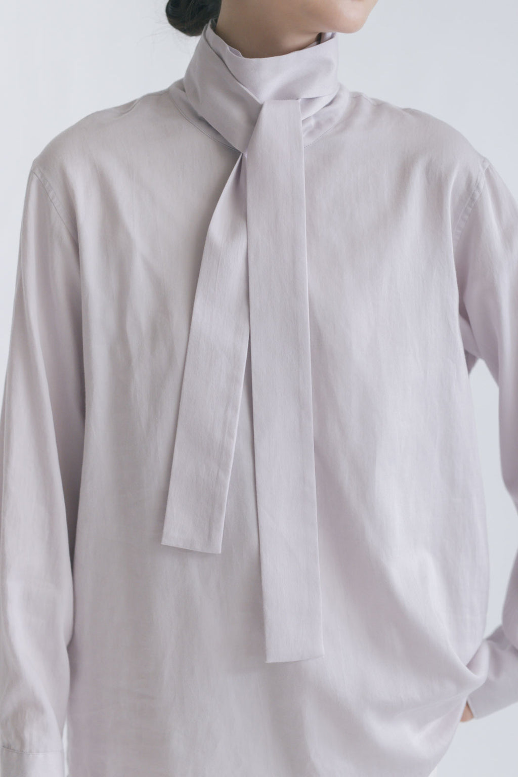 fruits of life リボンハイネックシャツ 霞色/ラベンダー