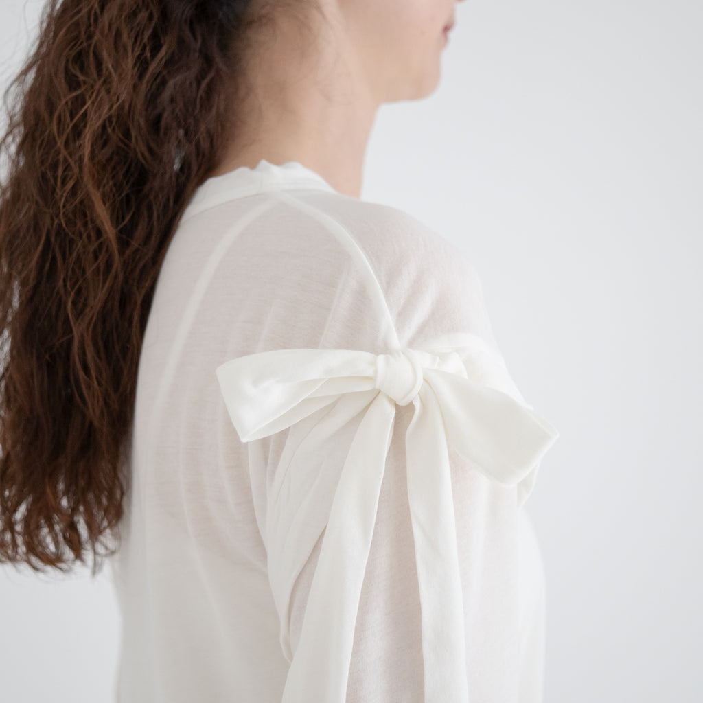 shida リボンプルオーバー