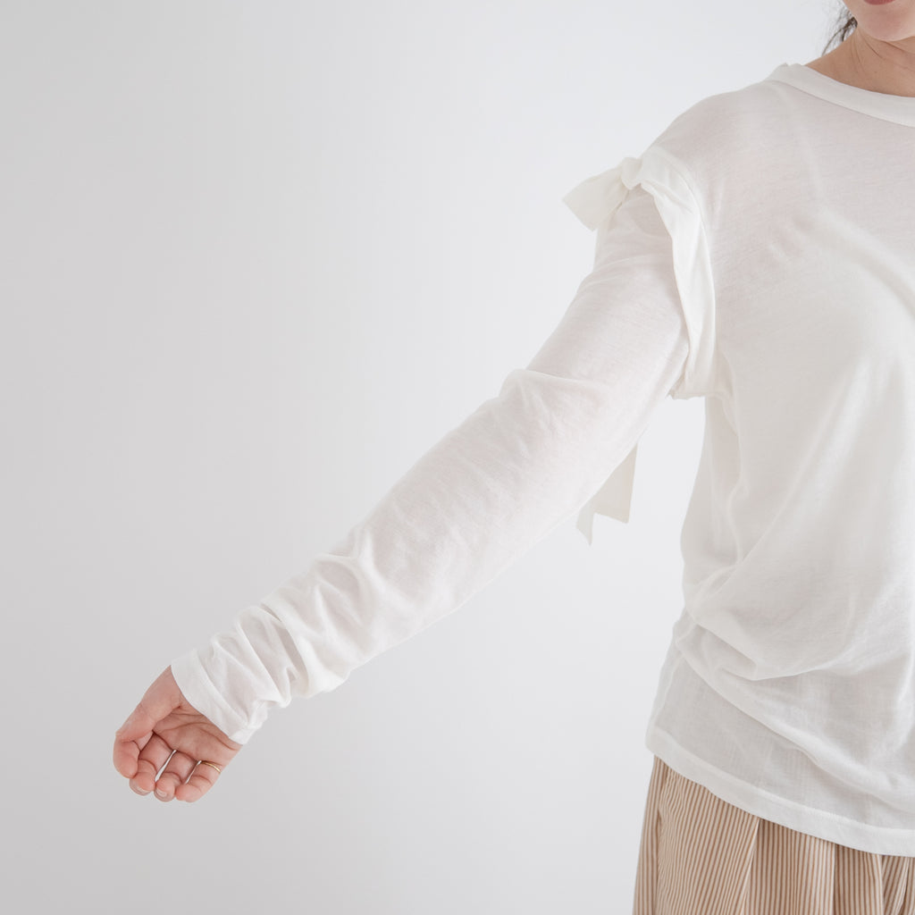 shida リボンプルオーバー