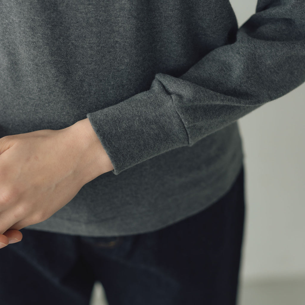 gicipi URANIO クルーネック ロングスリーブカットソー