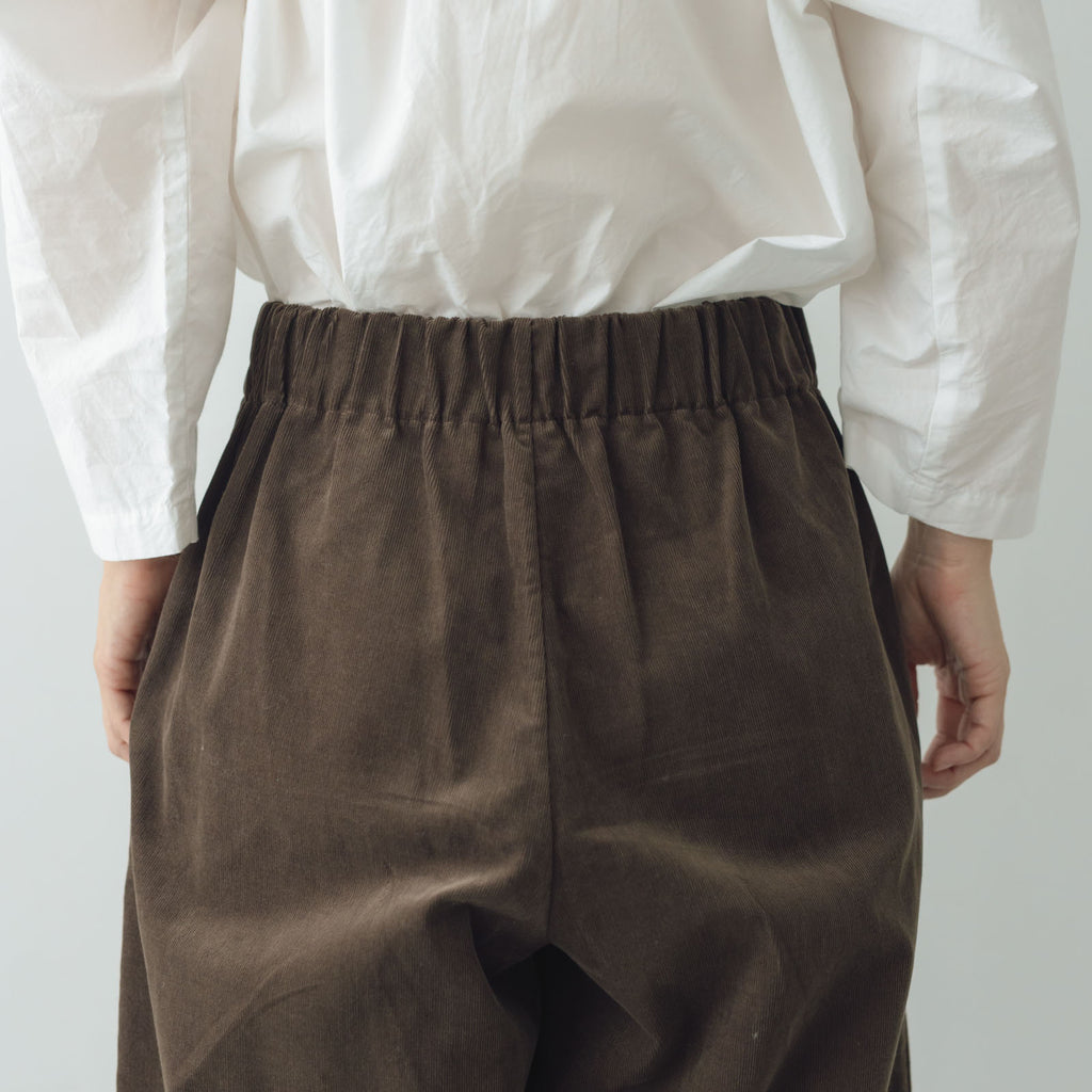 fruits of life コーデュロイバレルパンツ