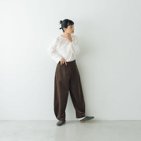 fruits of life コーデュロイバレルパンツ