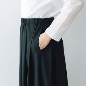 fruits of life ウールタックスカート 黒色/ブラック