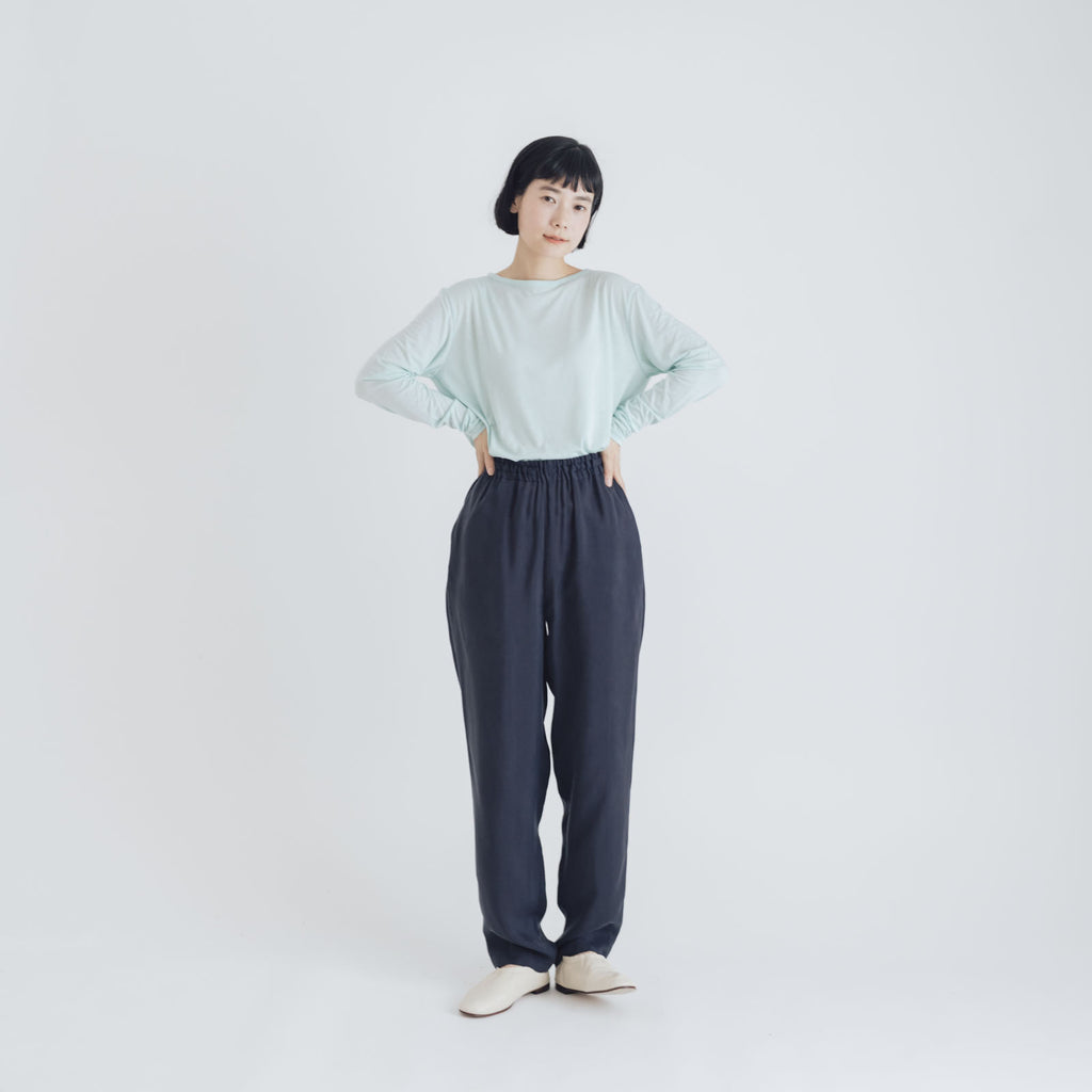 fruits of life キュプラテーパードパンツ 紺ねず色/ネイビー