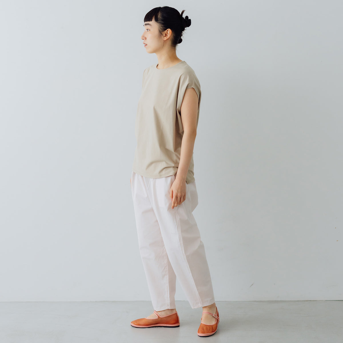 【美品】くらすこと kurasukoto オーガニックパンツ テーパードパンツ Koton ウェザーテーパードパンツ ｜くらすこと公式オンラインストア