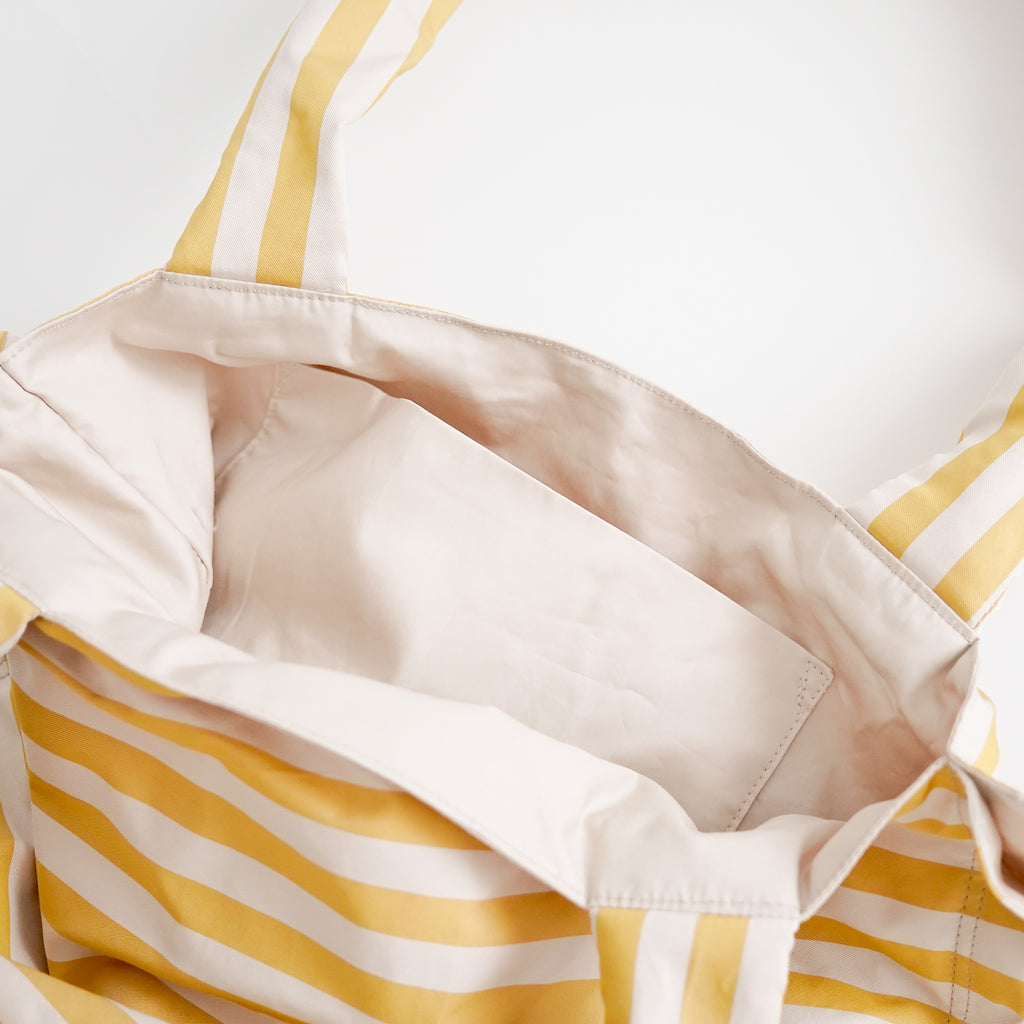 chitose.K scallop tote bag