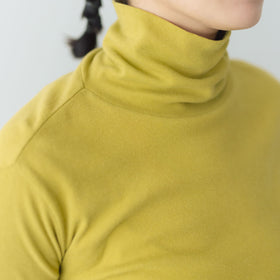 HAU タートルネック "frais"