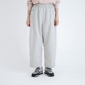 āta ナイロン コクーンパンツ