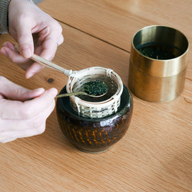 籐巻き茶こし(小)