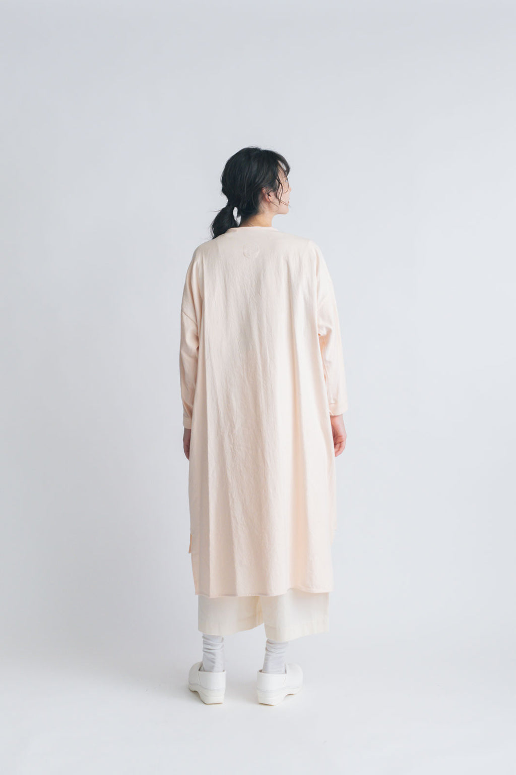 Atelier d’antan Vau カディコットンロングシャツ