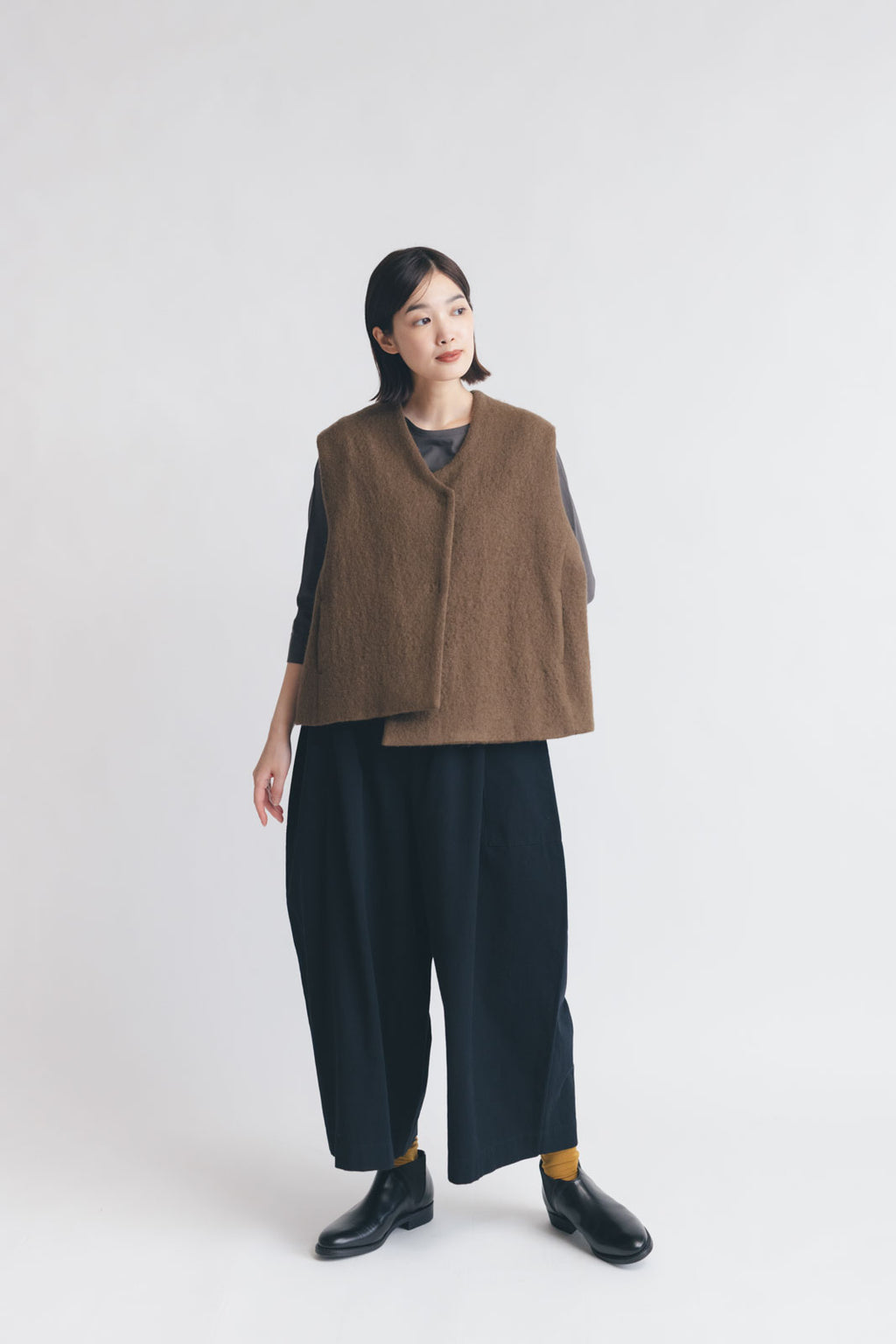 Atelier d’antan Greco ウールベスト