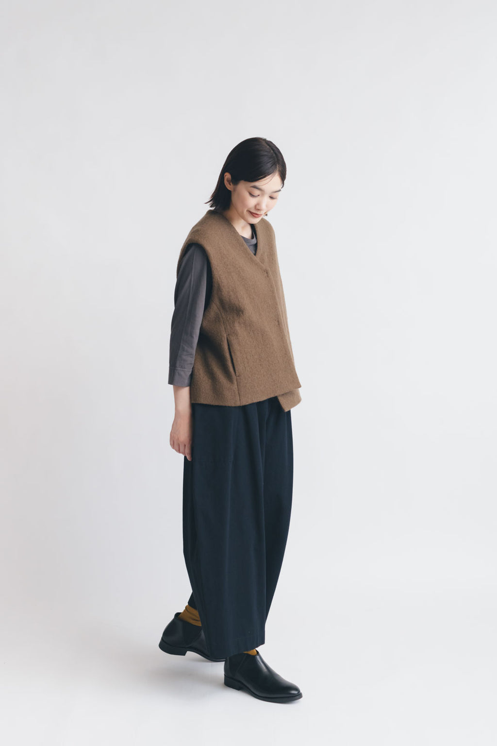 Atelier d’antan Greco ウールベスト