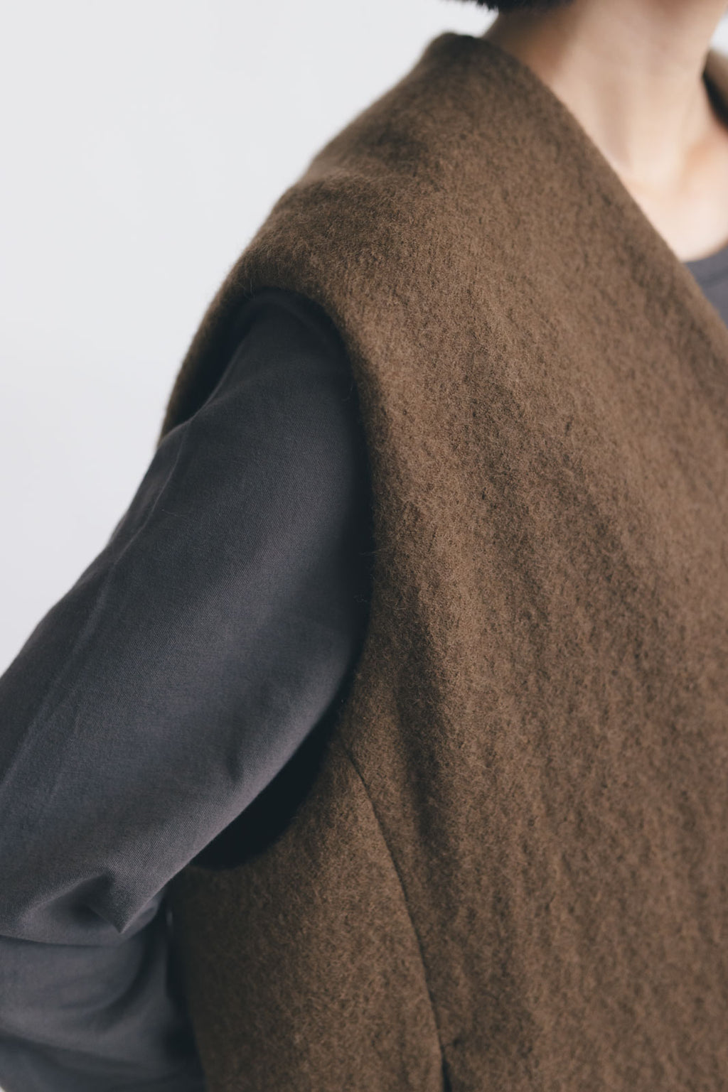 Atelier d’antan Greco ウールベスト