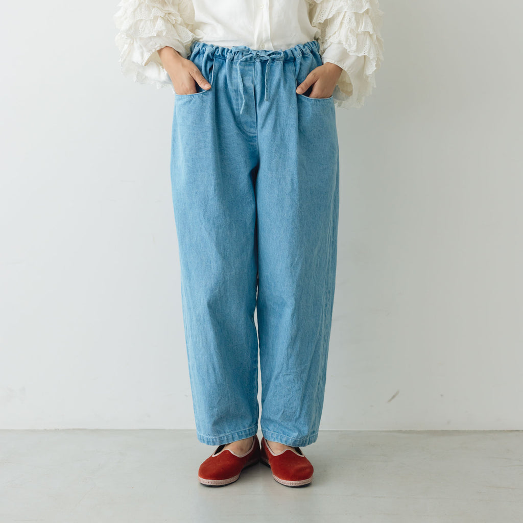 Atelier d’antan Charron デニムパンツ ライトインディゴ