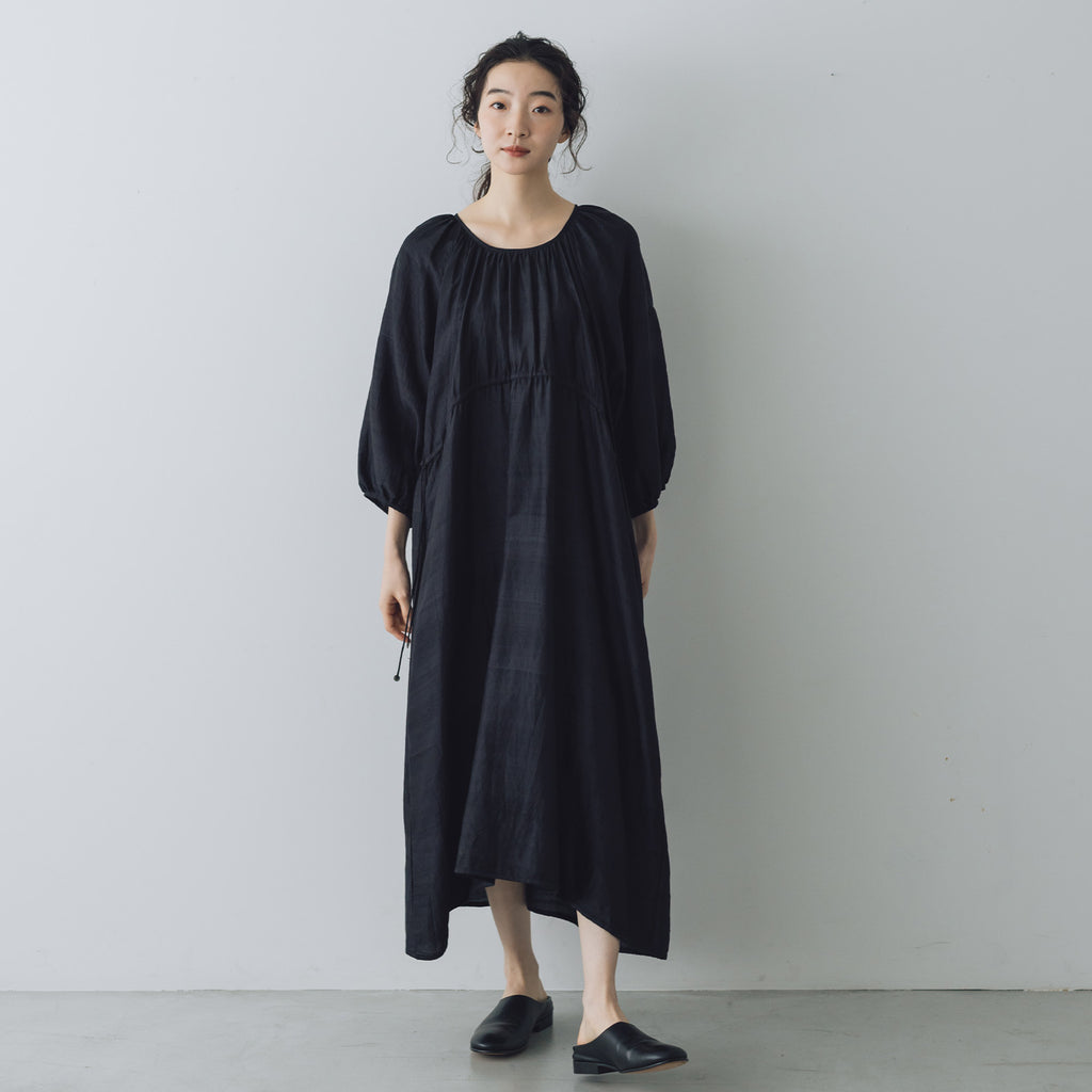 BUNON バックボタンドレス