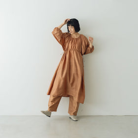 BUNON バックボタンドレス