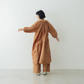 BUNON バックボタンドレス