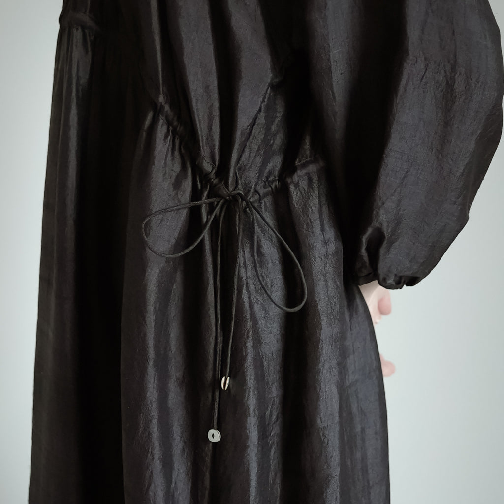 BUNON バックボタンドレス