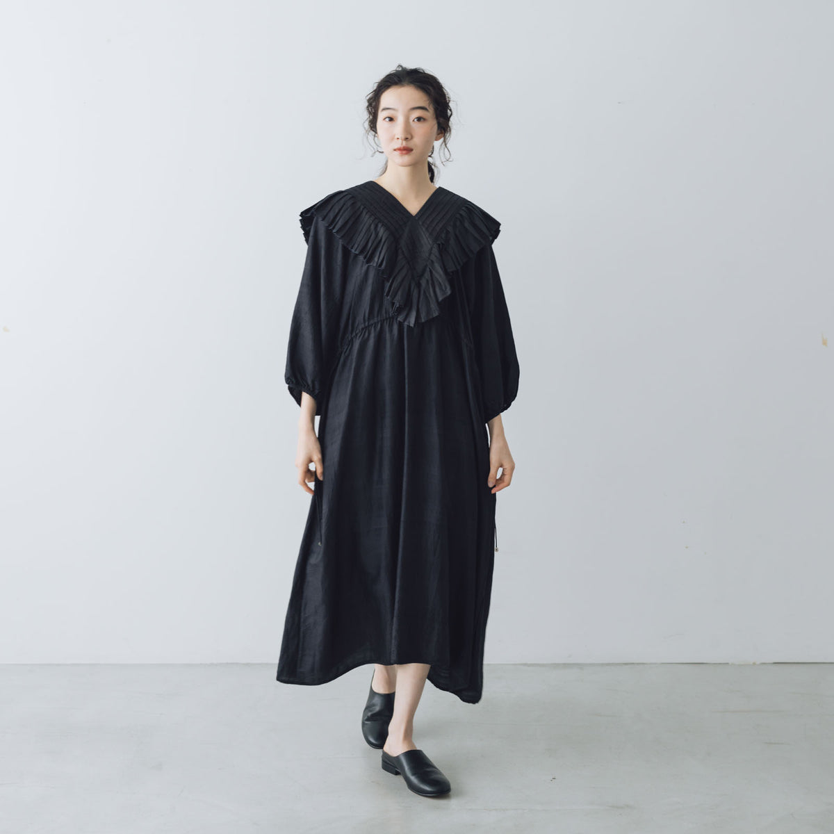 新品未使用 タグ付き　BUNON 　バックボタンドレス BUNON バックボタンドレス ｜くらすこと オンラインストア