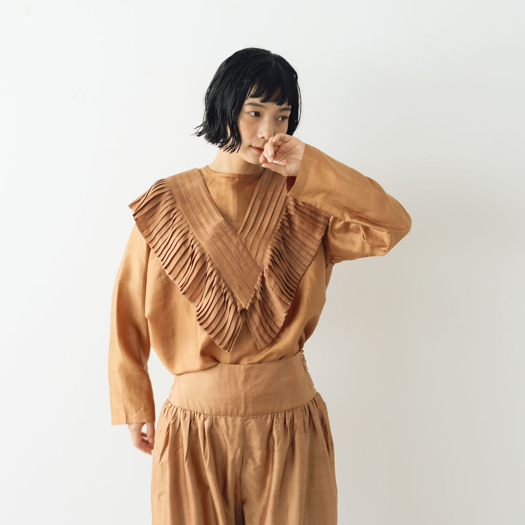 BUNON タックラッフルカラー