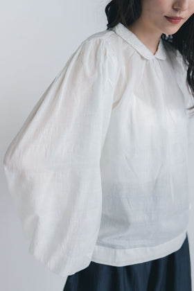 BUNON エンブロイダリー カラーブラウス(ドット)