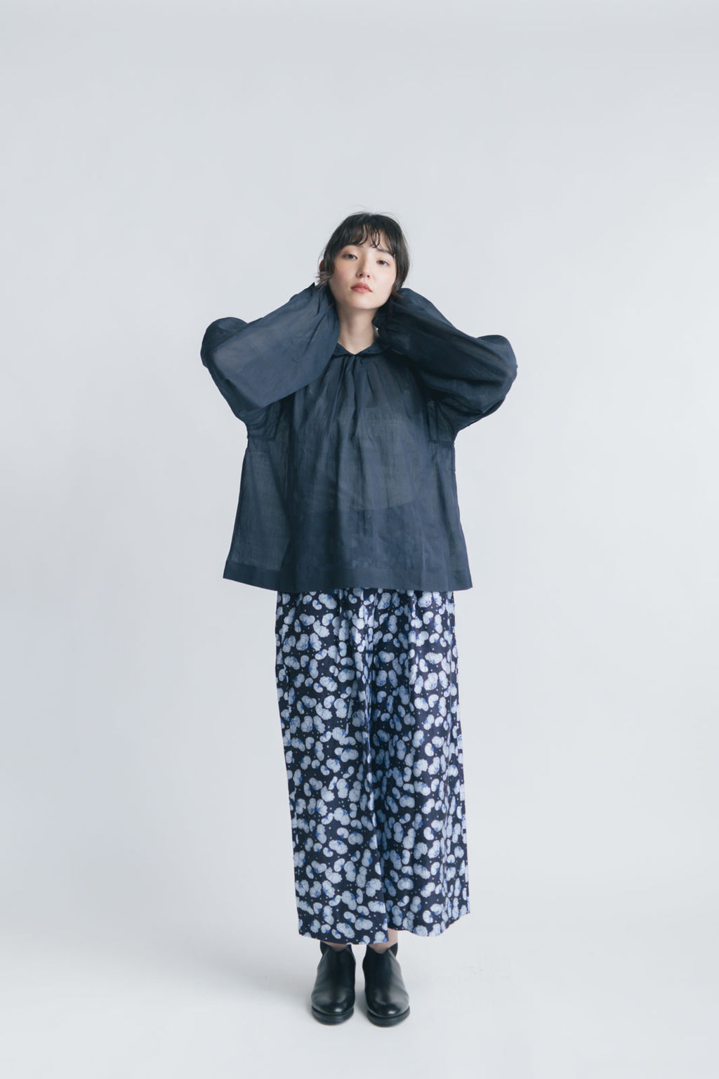 BUNON エンブロイダリー カラーブラウス(ドット)