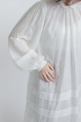 BUNON エンブロイダリー カラータックドレス