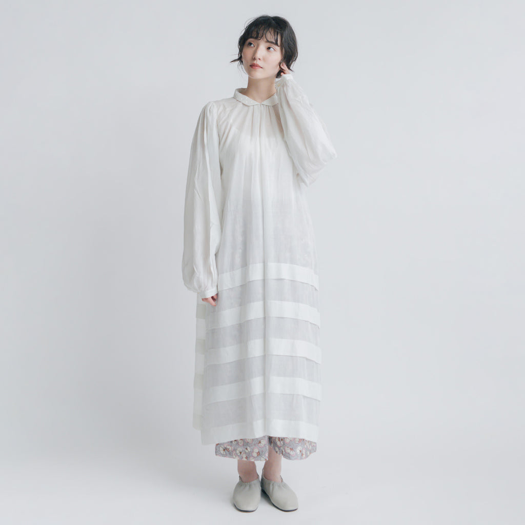 BUNON エンブロイダリー カラータックドレス