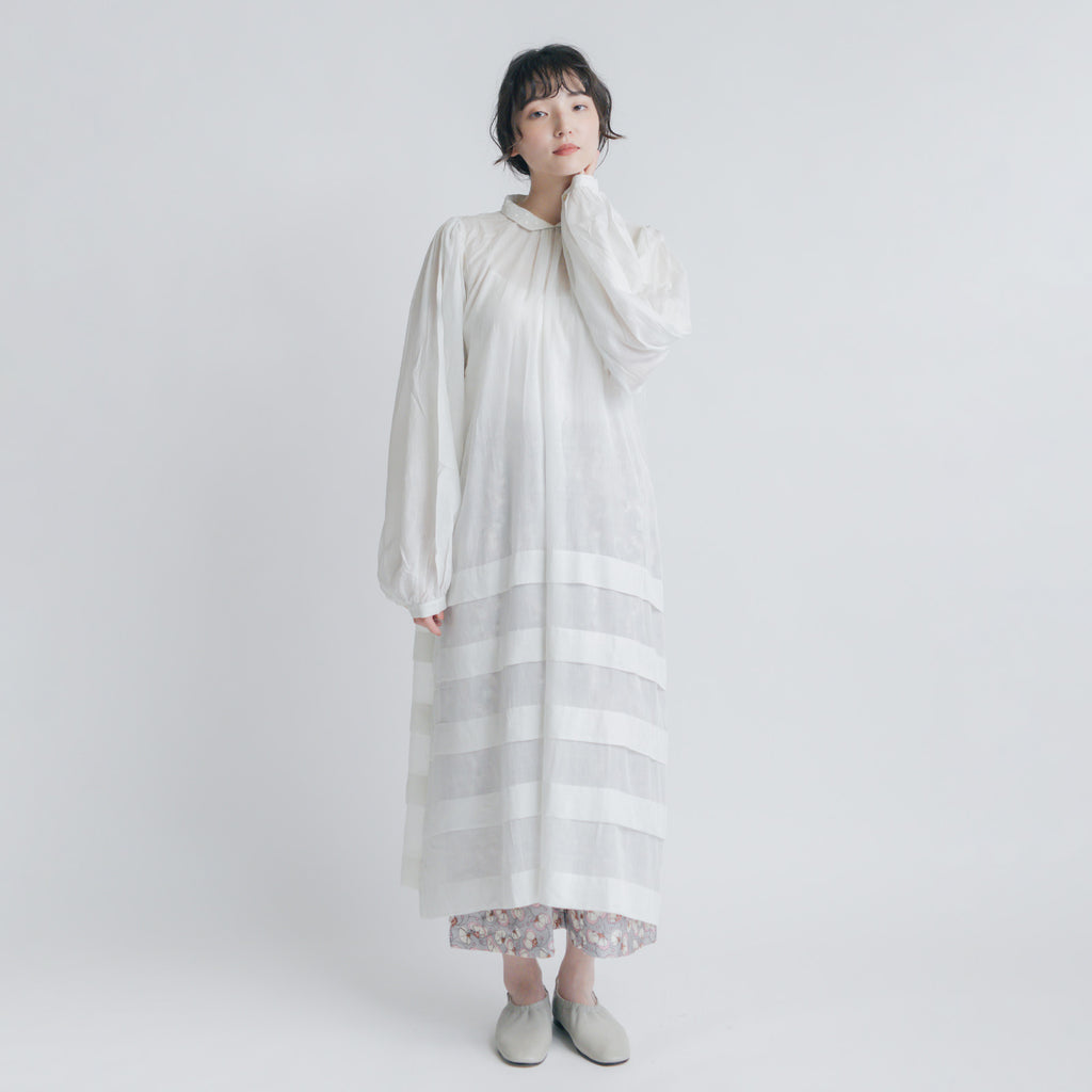 BUNON エンブロイダリー カラータックドレス