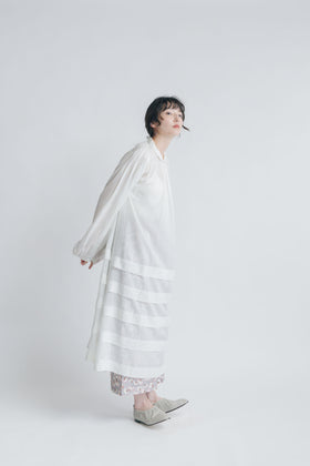 BUNON エンブロイダリー カラータックドレス