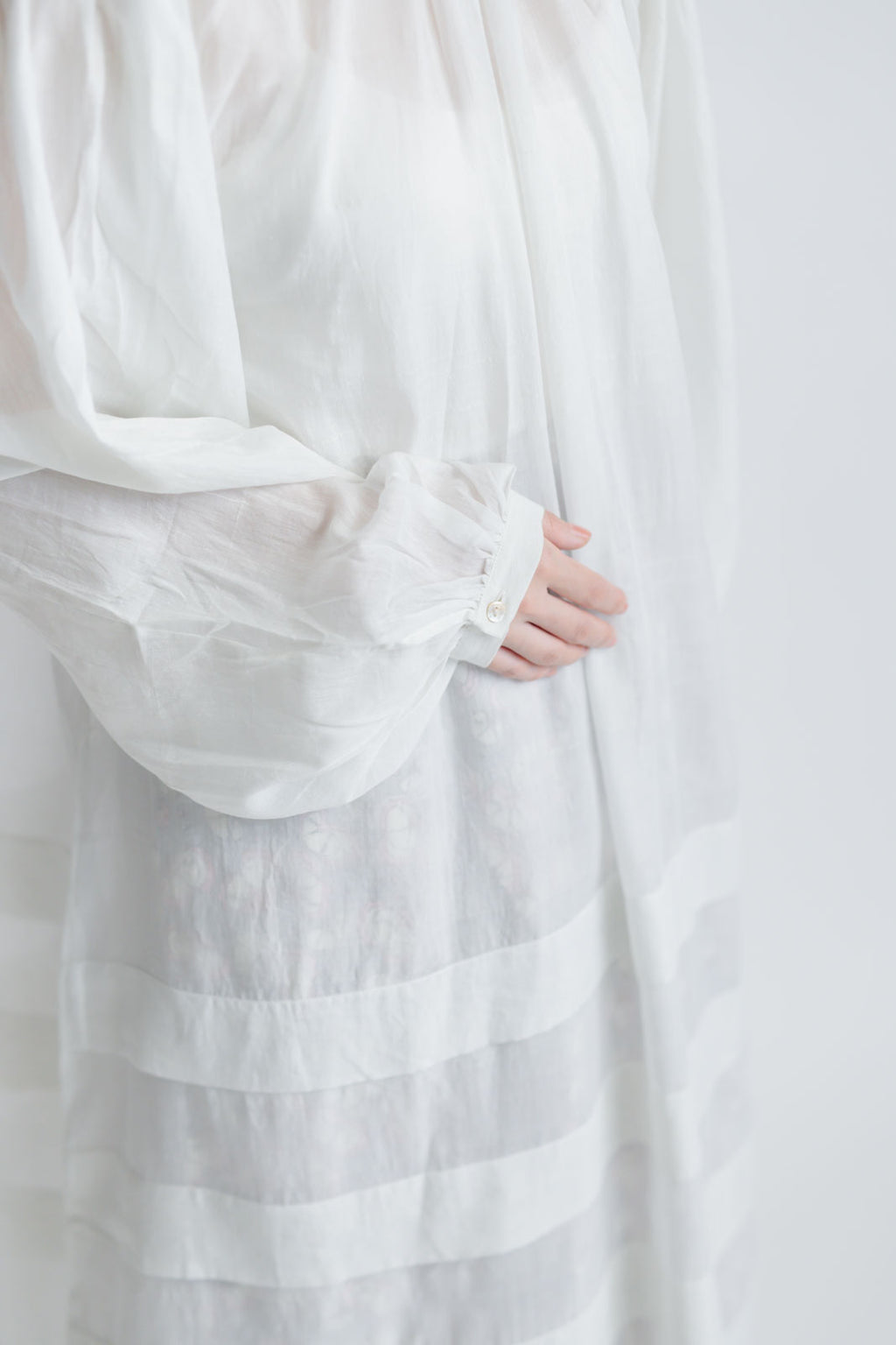 BUNON エンブロイダリー カラータックドレス