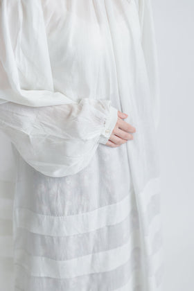 BUNON エンブロイダリー カラータックドレス