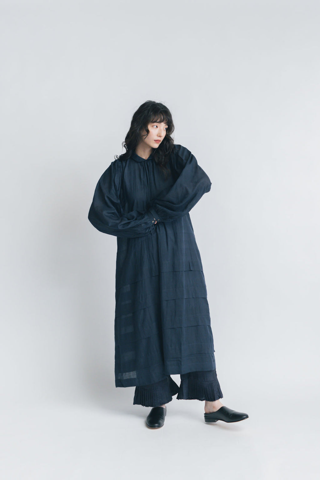 BUNON エンブロイダリー カラータックドレス