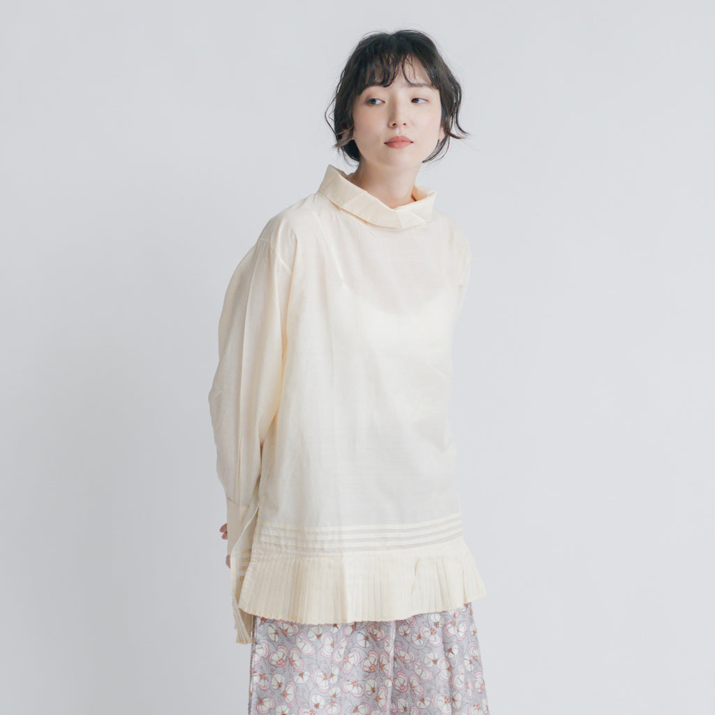 BUNON ワイドネック タックブラウス