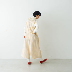 BUNON エンブロイダリーカラーオーバーオール エクリュ×ブルー