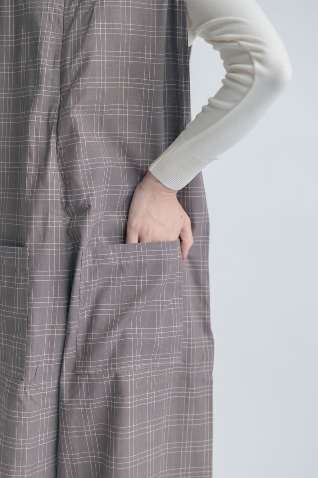 BUNON エンブロイダリーカラーオーバーオール エクリュ×ブルー