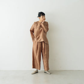 BUNON タックパンツ ドットプリント コーラルブラウン