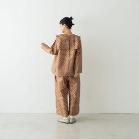 BUNON バックボタンセーラーブラウス ドットプリント