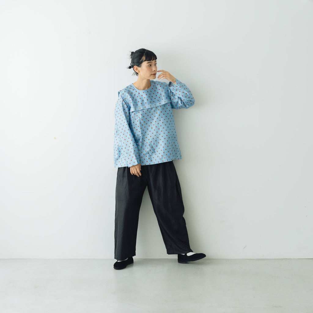BUNON バックボタンセーラーブラウス ドットプリント