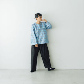BUNON バックボタンセーラーブラウス ドットプリント
