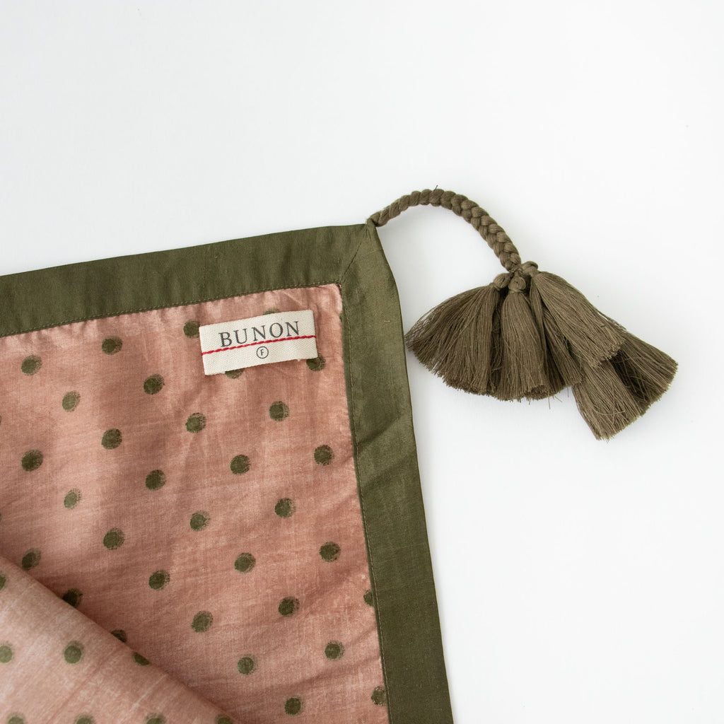 BUNON タッセルスカーフ ドットプリント