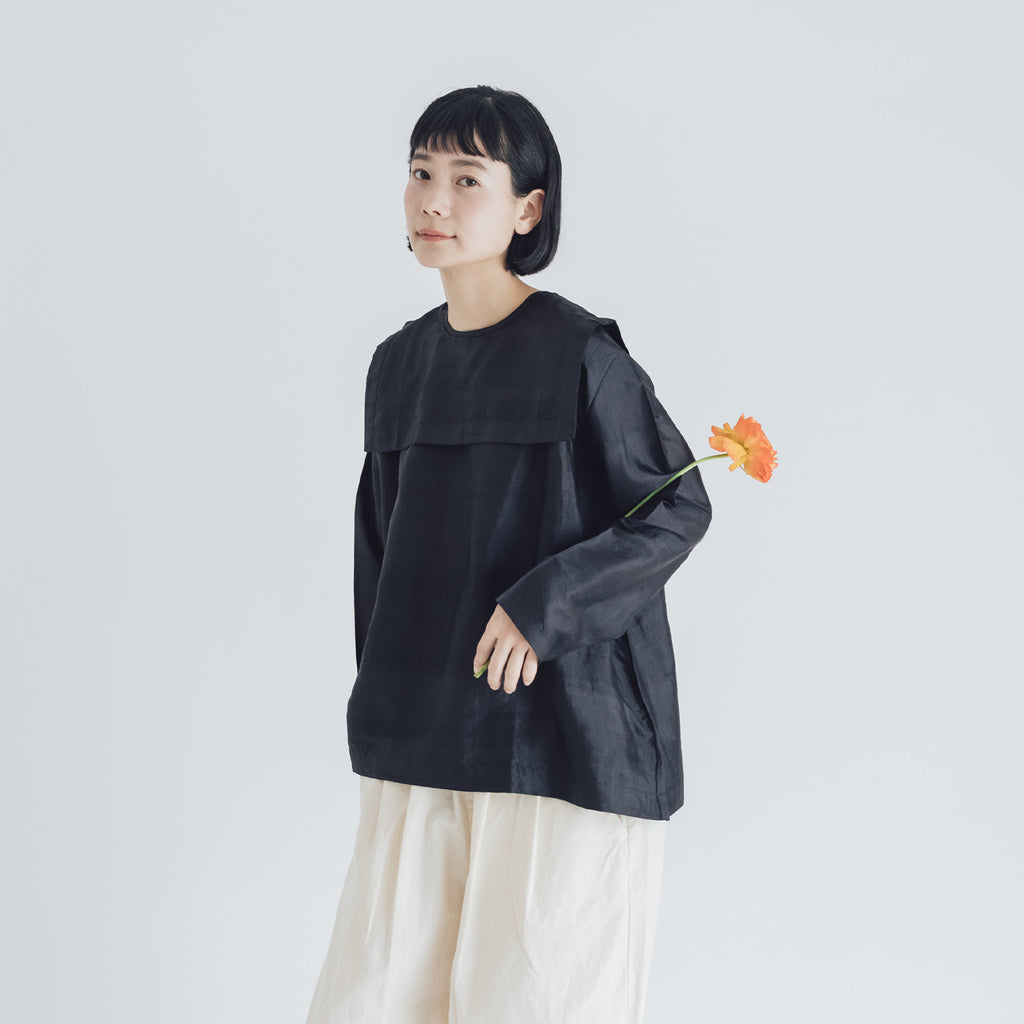 BUNON バックボタンセーラーブラウス