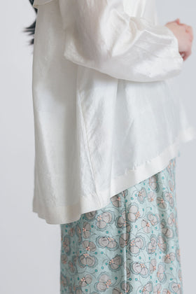 BUNON バックボタンセーラーブラウス